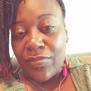 Meet your Posher, Wendy